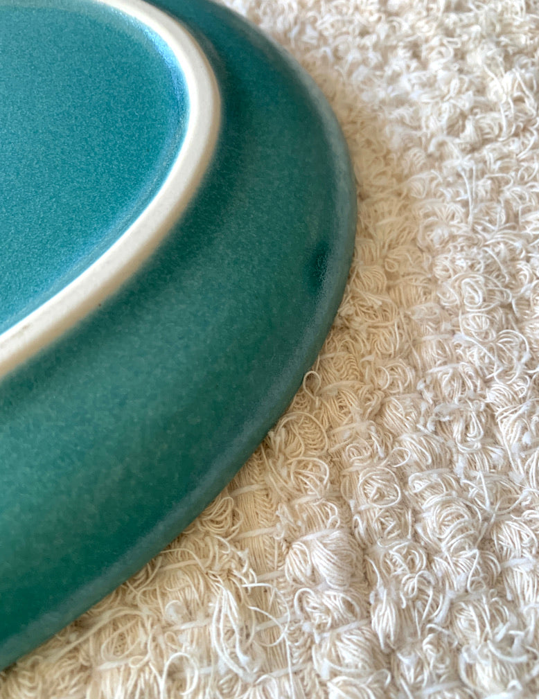 Palette Oval Plate