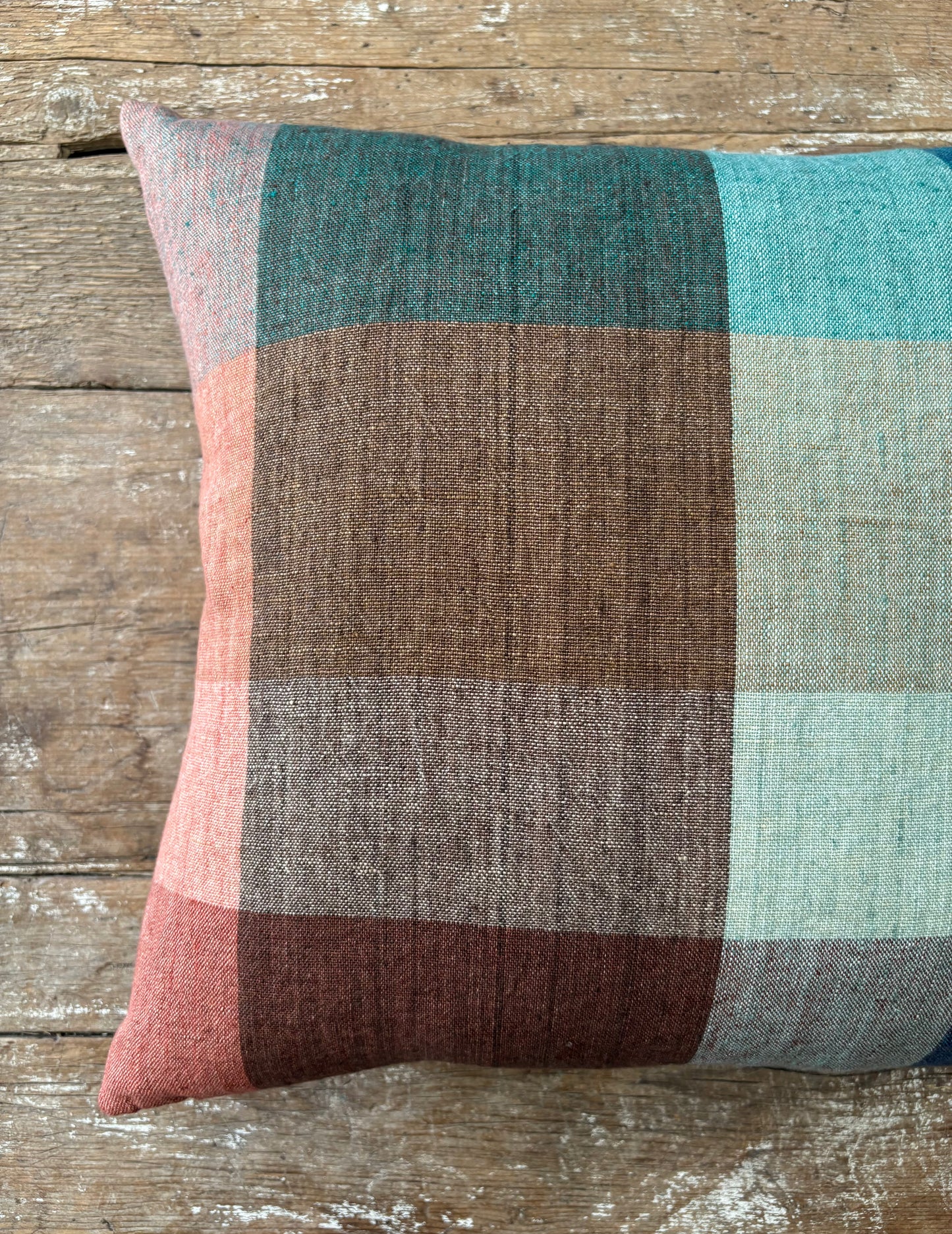 Cabin Linen Cushion