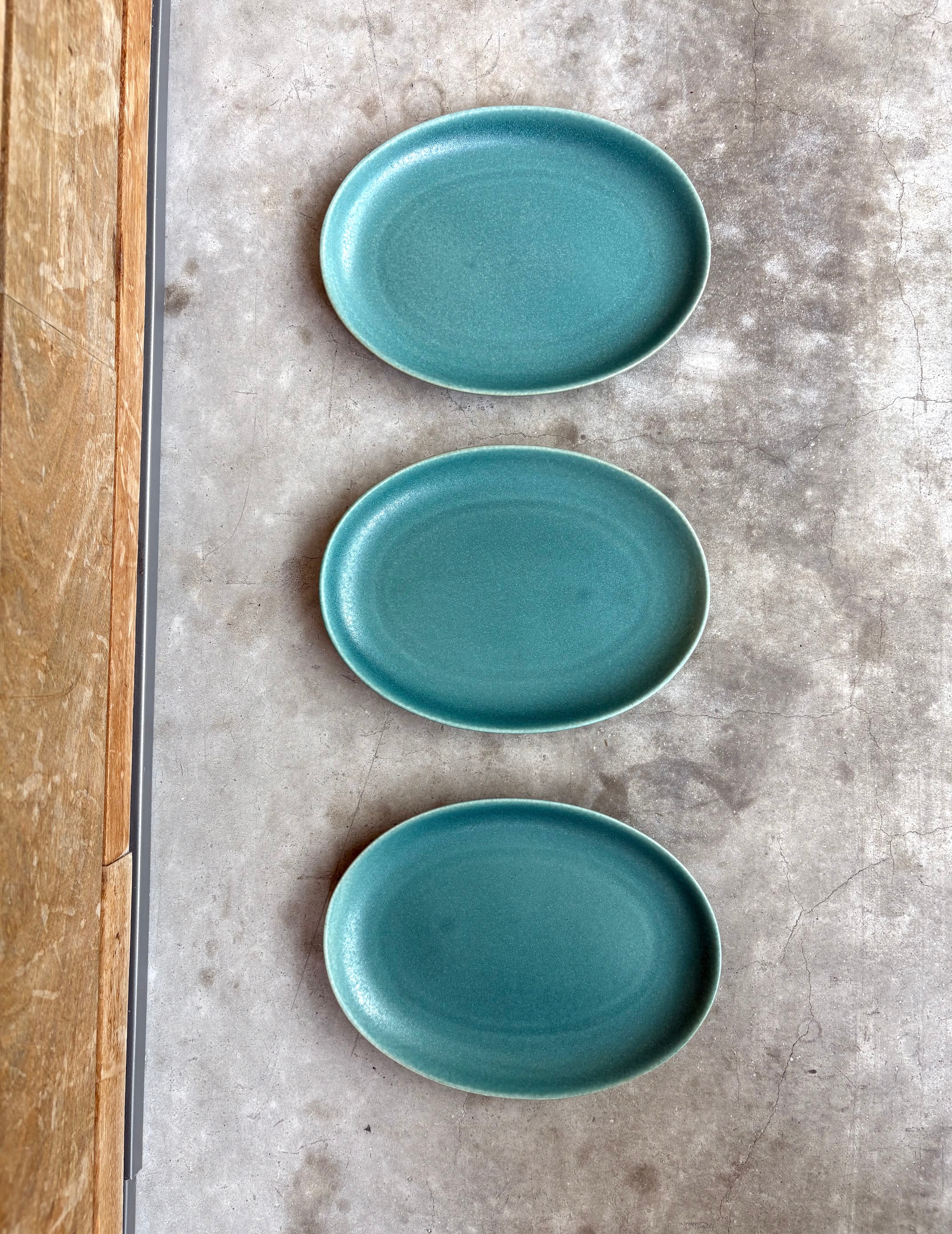 Palette Oval Plate