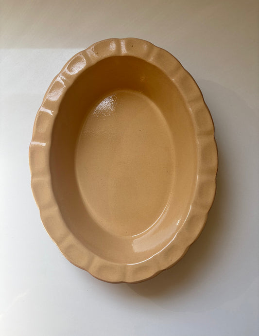 Poterie Renault Ruffle Edge Baking Dish