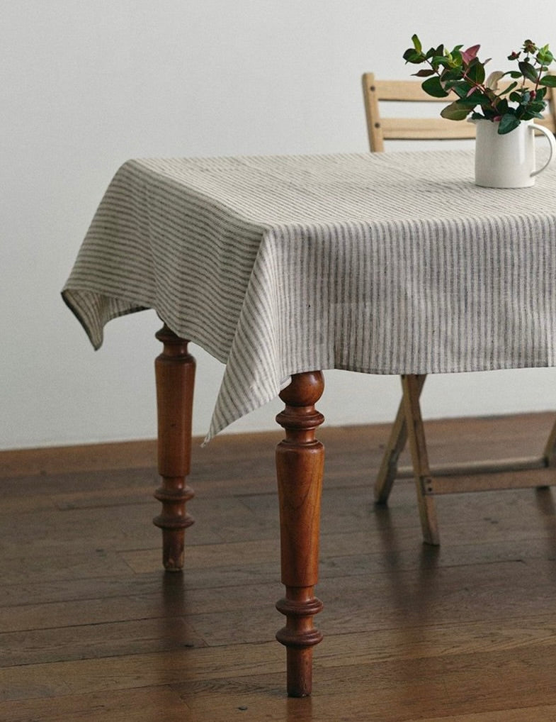 Tablecloth: Liam