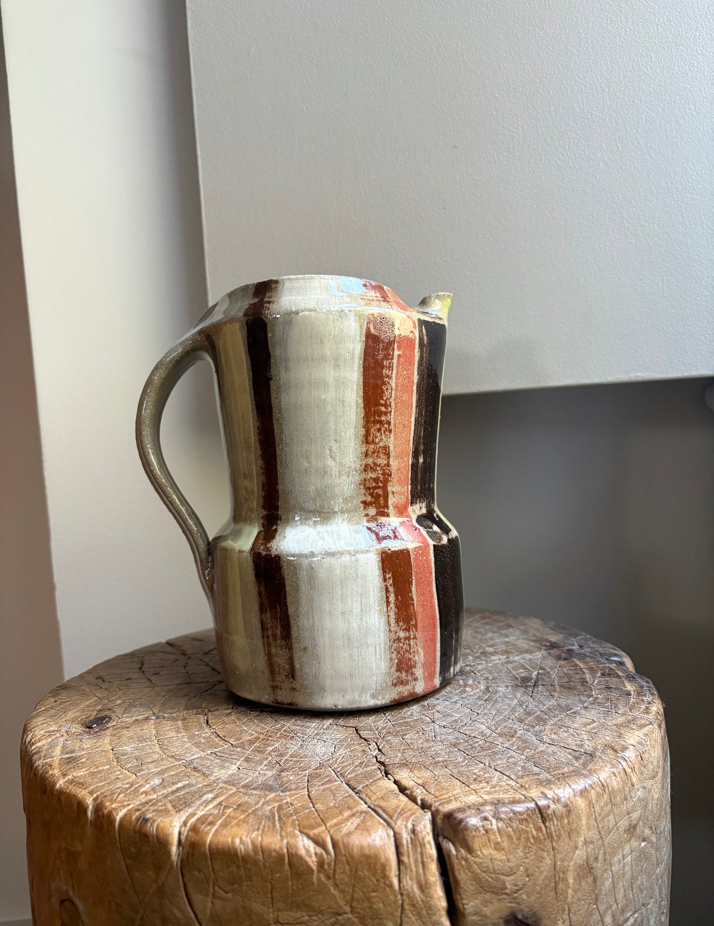 Bustle Jug: 1