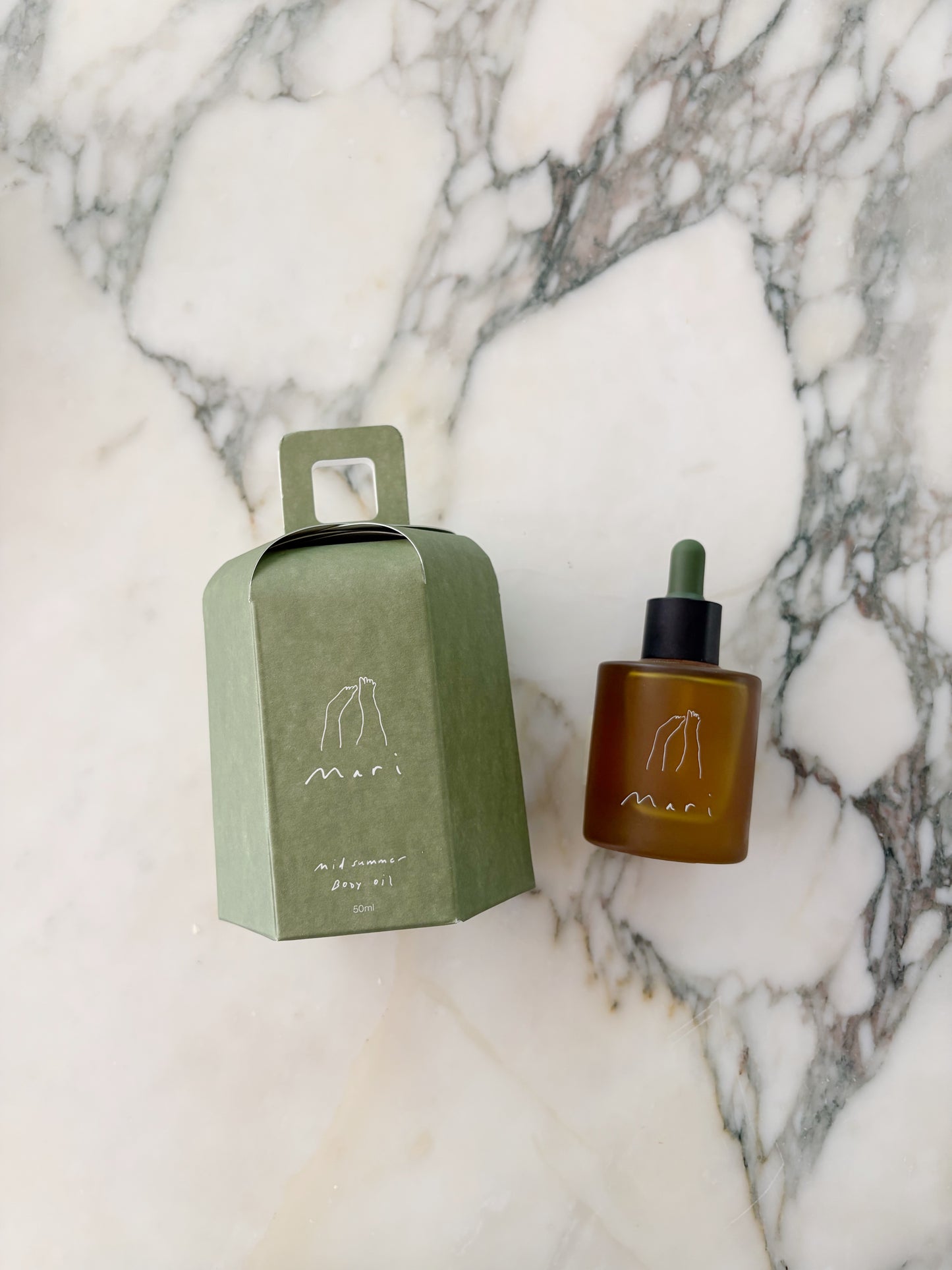 Mari: Botanical Moisturizing Fragrance Oil