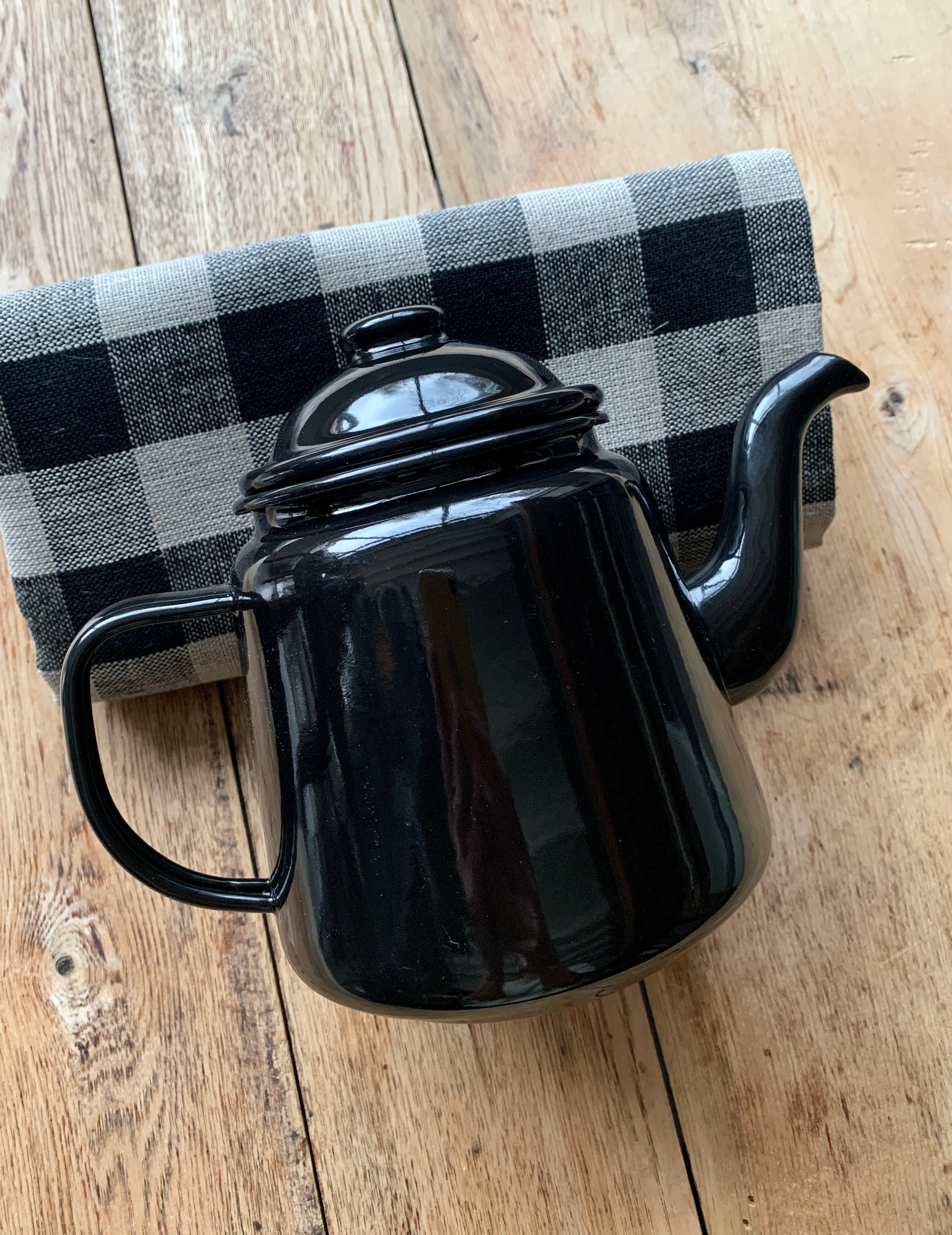 Falcon Enamelware: Teapot: Black